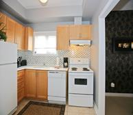 Kitchen Fully Equipped Five Appliances - Kleinburg 14