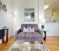1011 Living Room Free WiFi Fully Furnished Apartment Suite Ottawa